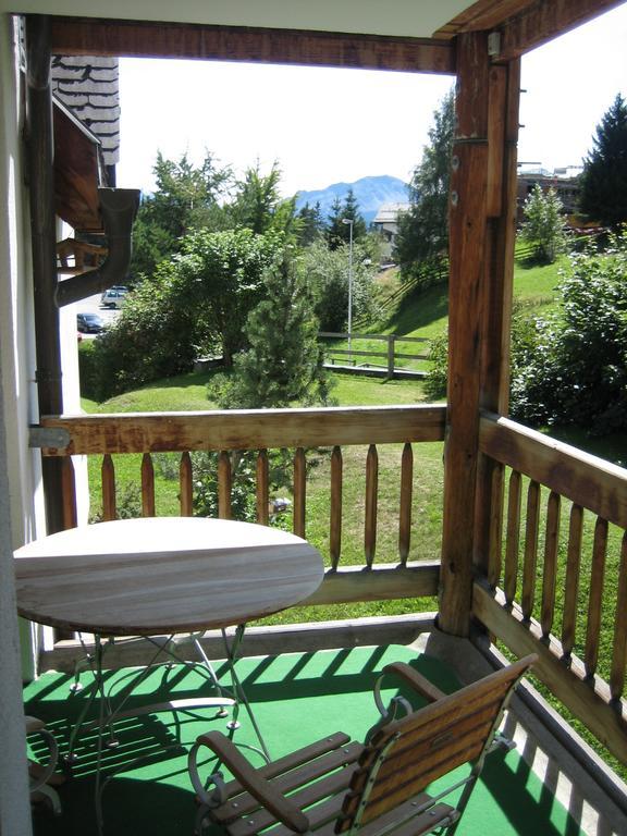 Schweizerhof Ferienwohnungen Lenzerheide 6 Zimmer foto